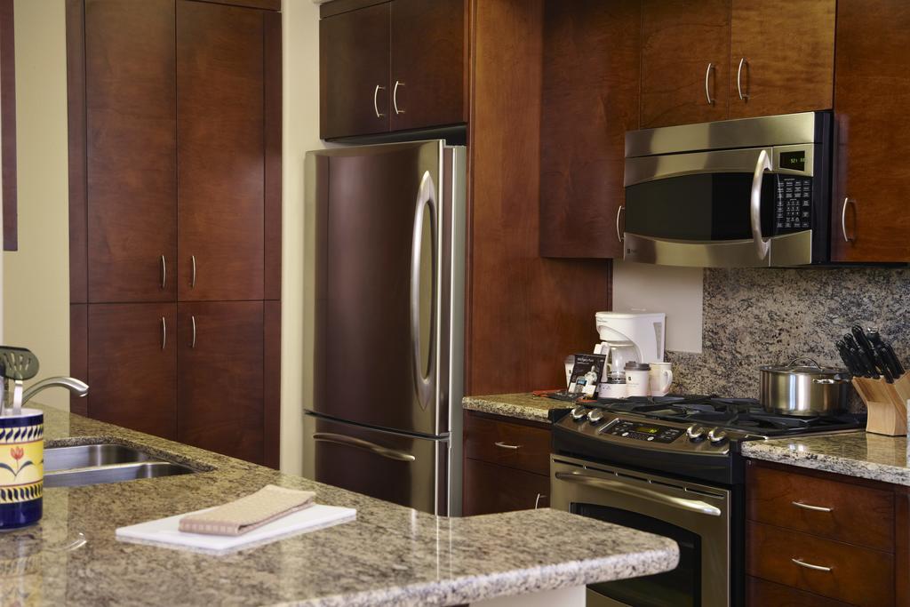 Oakwood Falls Church Exterior photo
